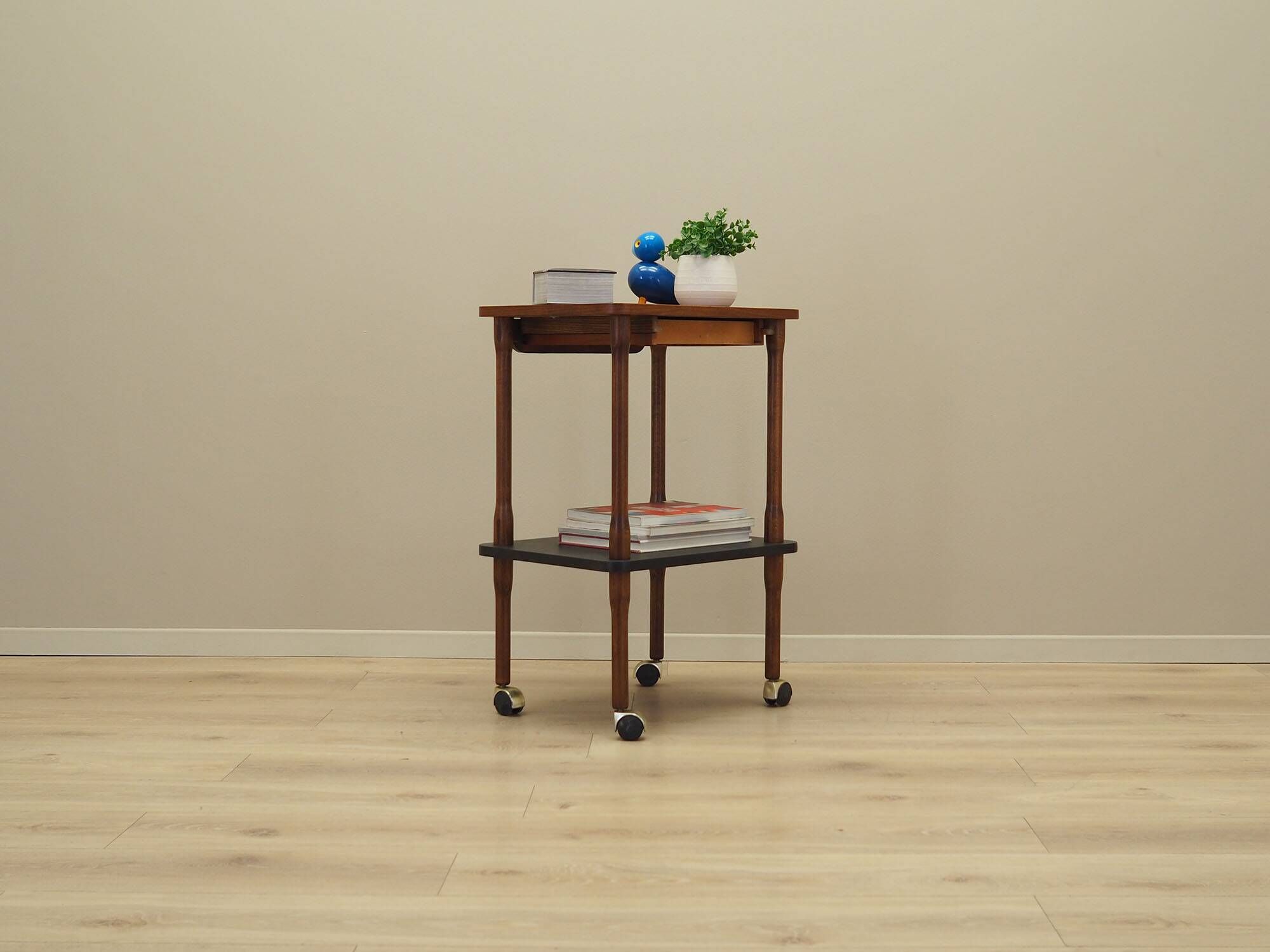 Walnut table, Italian design, 1960s, manufacture: Italy