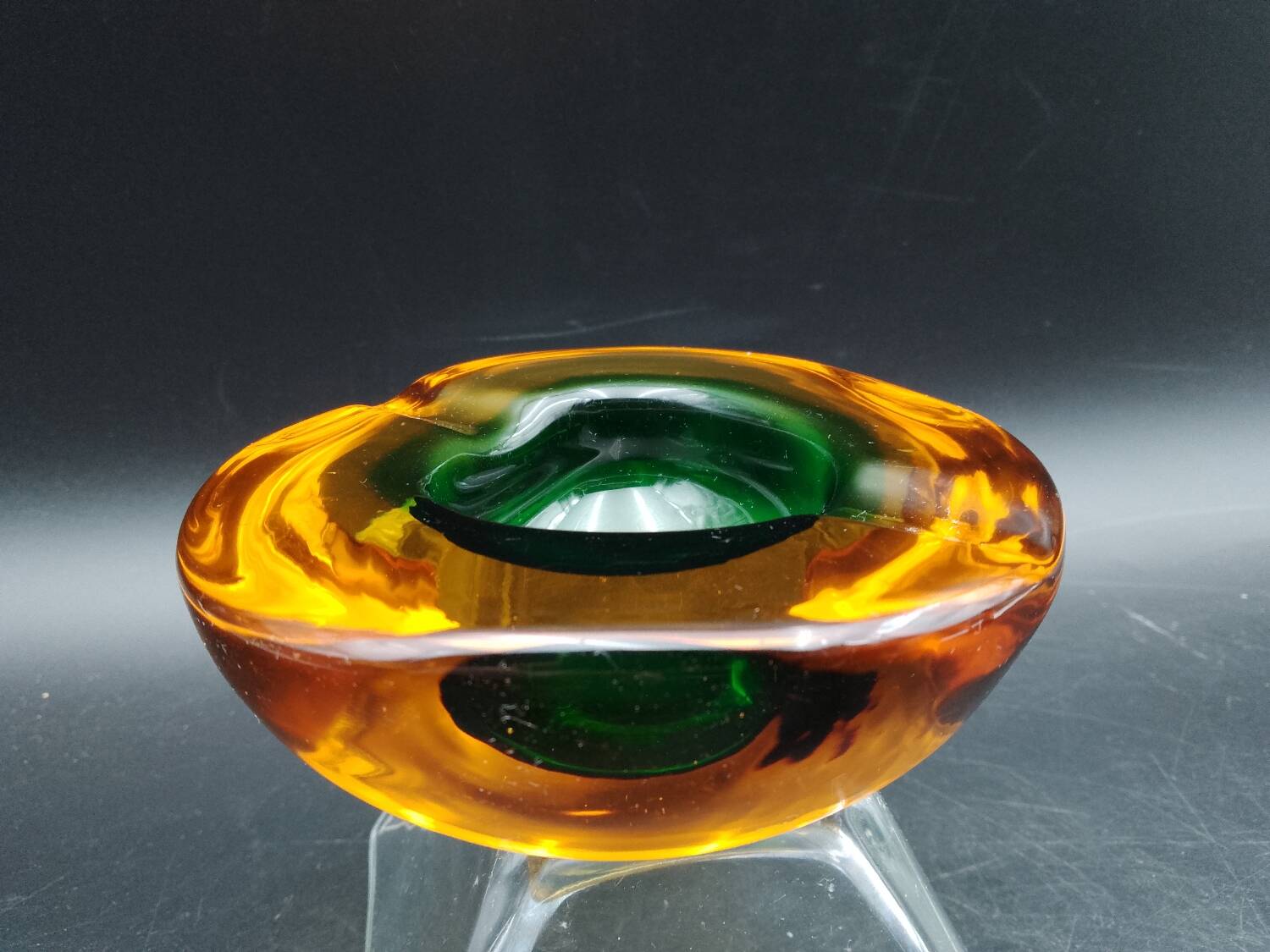 Rare Murano glass "Multi-Color" ashtray with Seguso shell elements