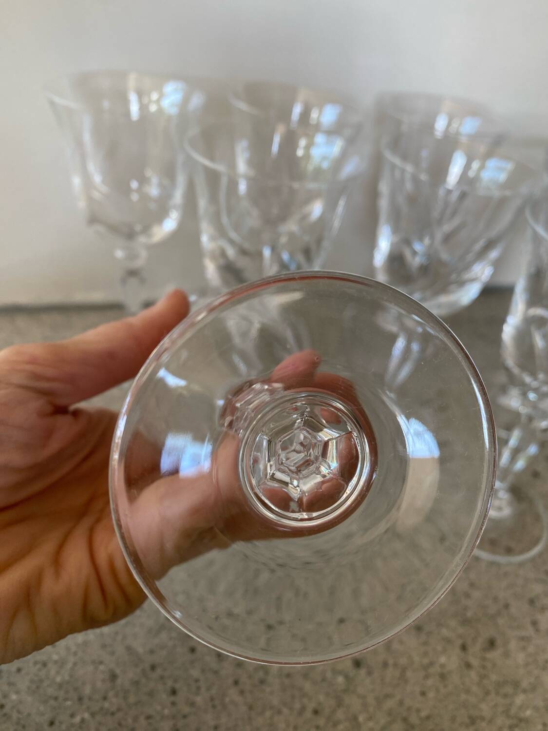 8 crystal wine glasses