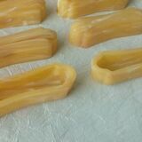 Set of 12 knife holders in marble effect bakelite