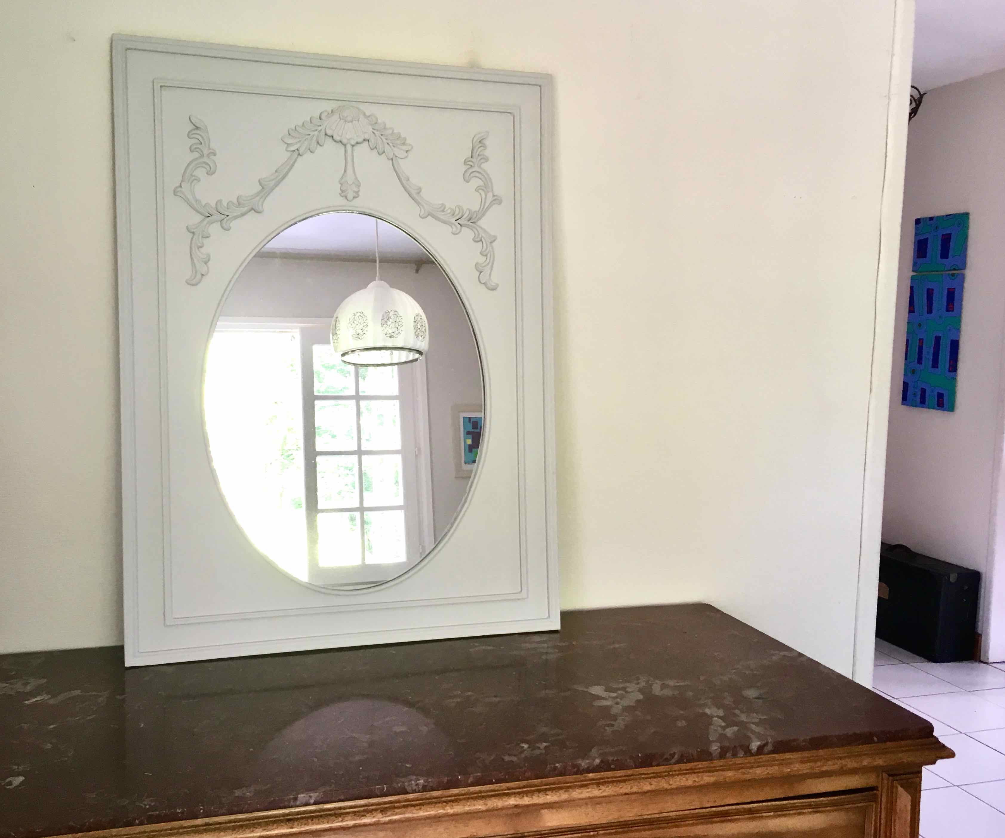 Oval mirror wood frame