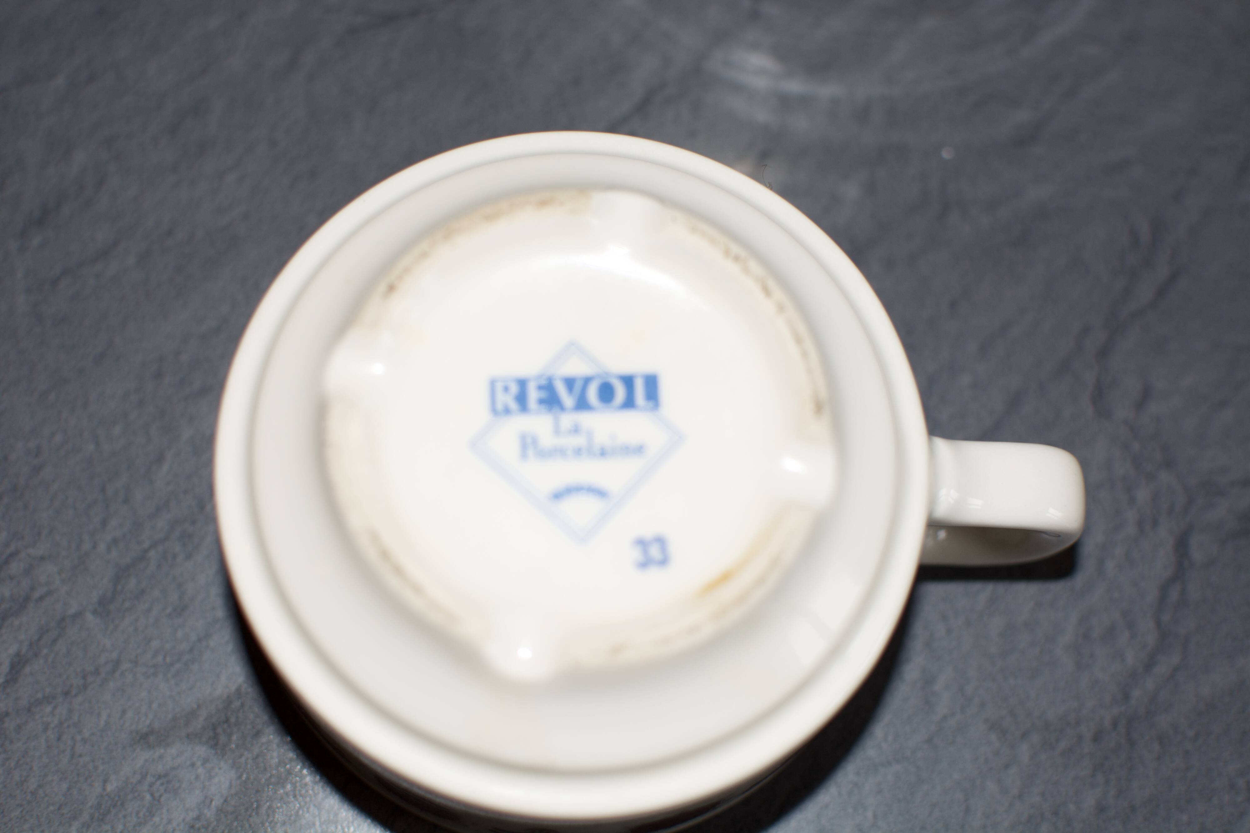 3 vintage stackable porcelain cups from the 70s