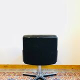 Armchair in leather and chrome Drabert