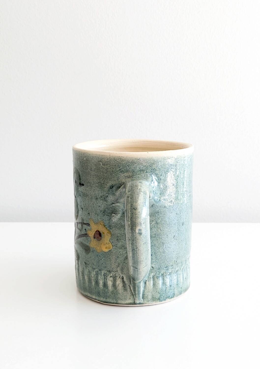Handcrafted glazed ceramic mug signed. Saint Jorioz.