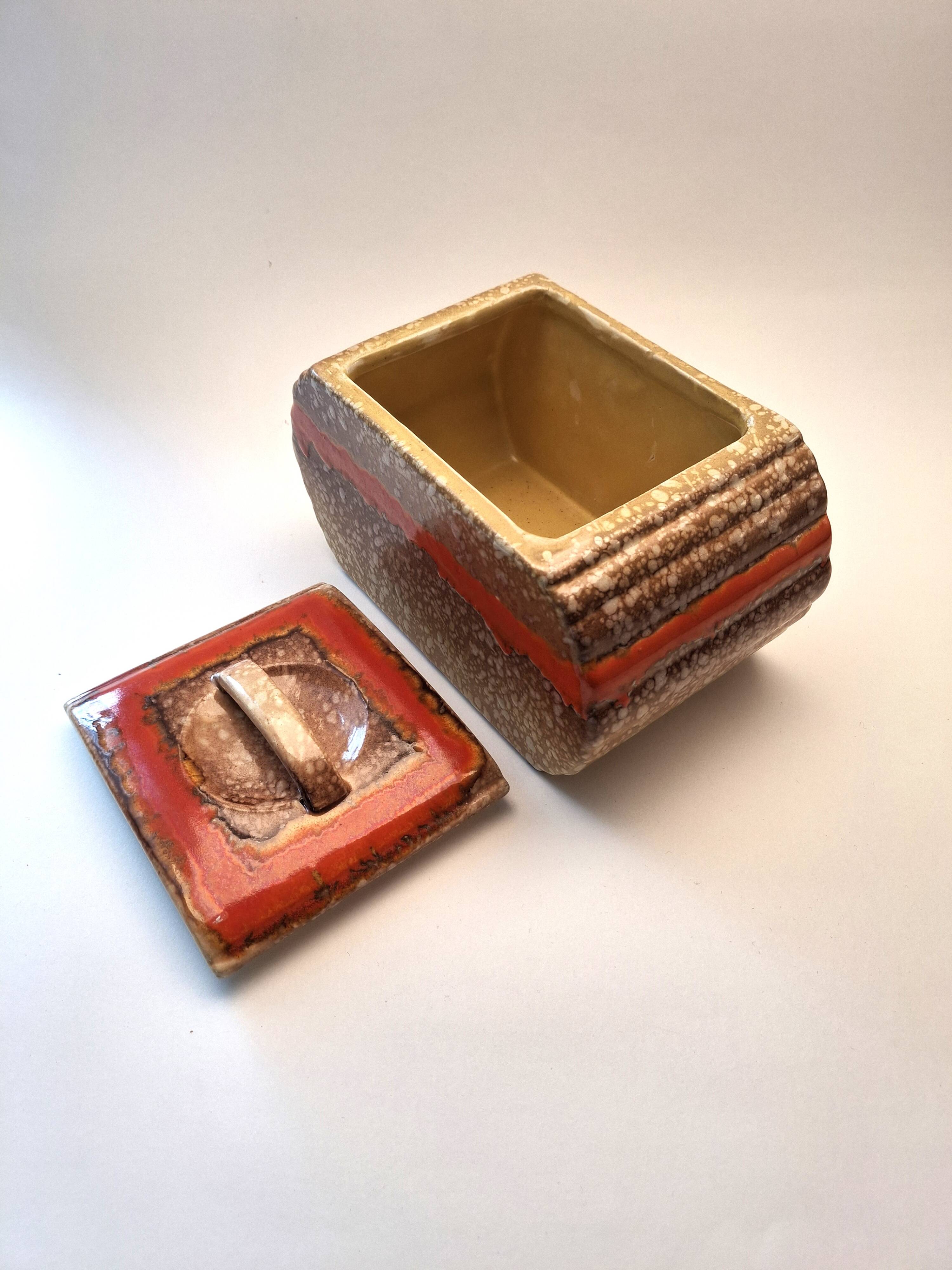 Vintage Art Deco Ceramic Cookie or Candy Jar (1930s)