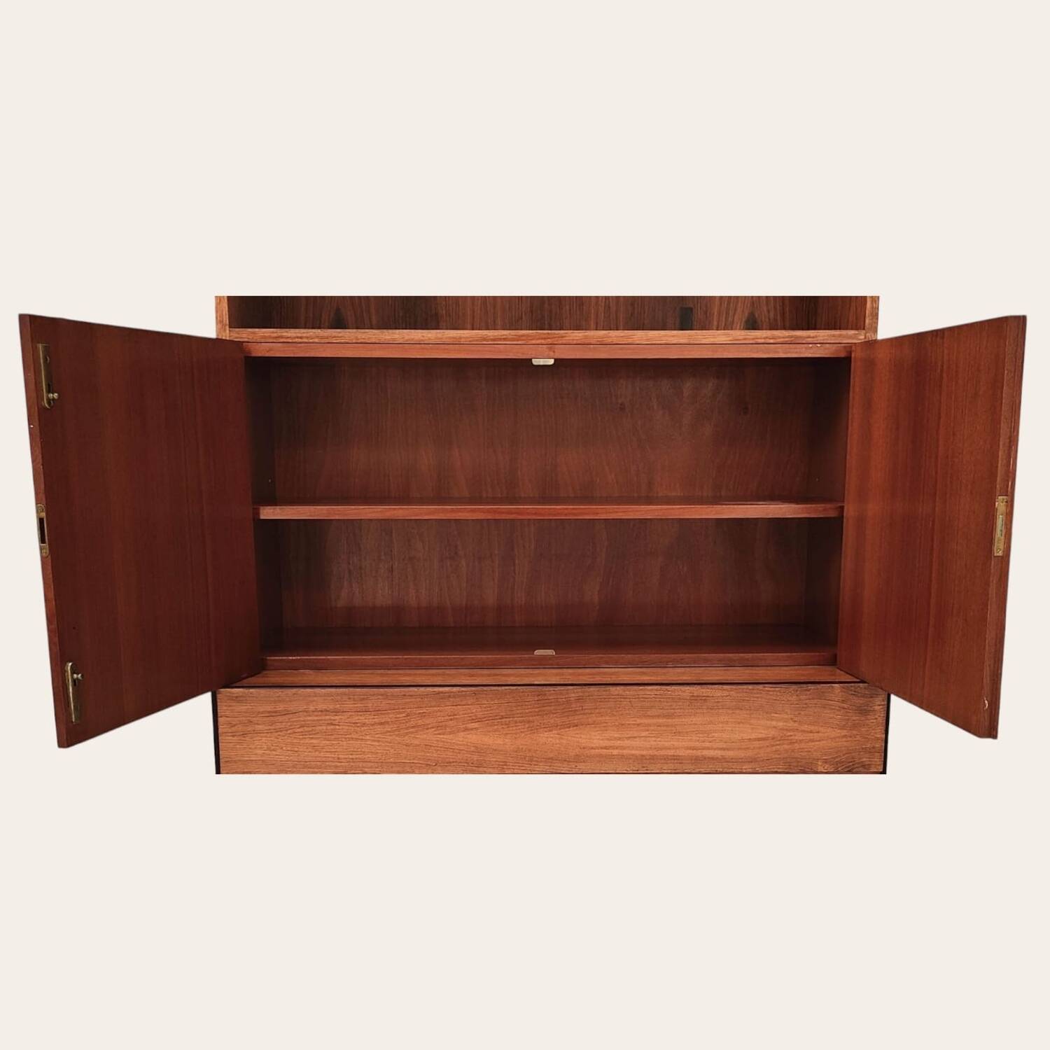 Mid-century upper table