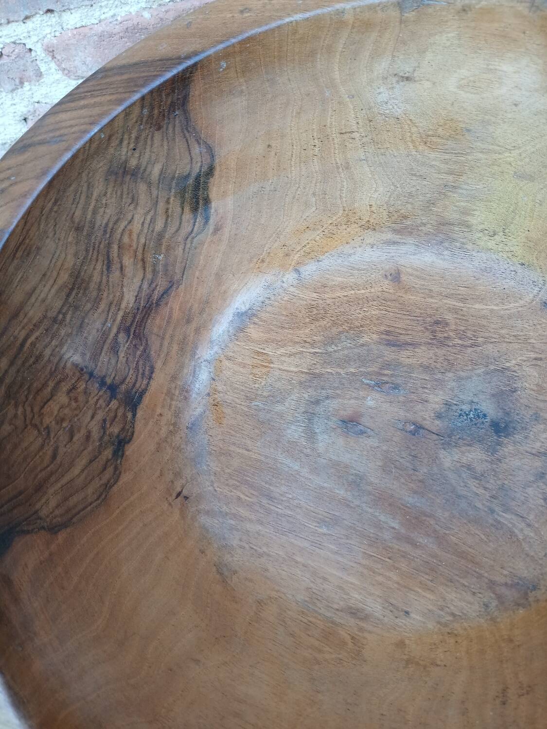 Olive wood salad bowl/fruit bowl