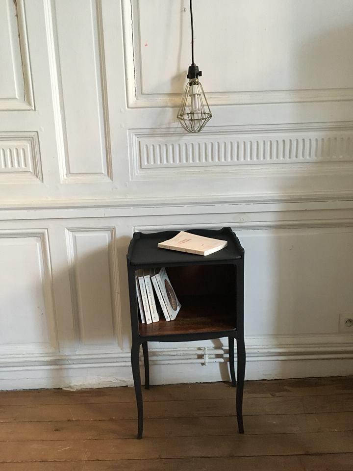 Table de chevet rustique chic