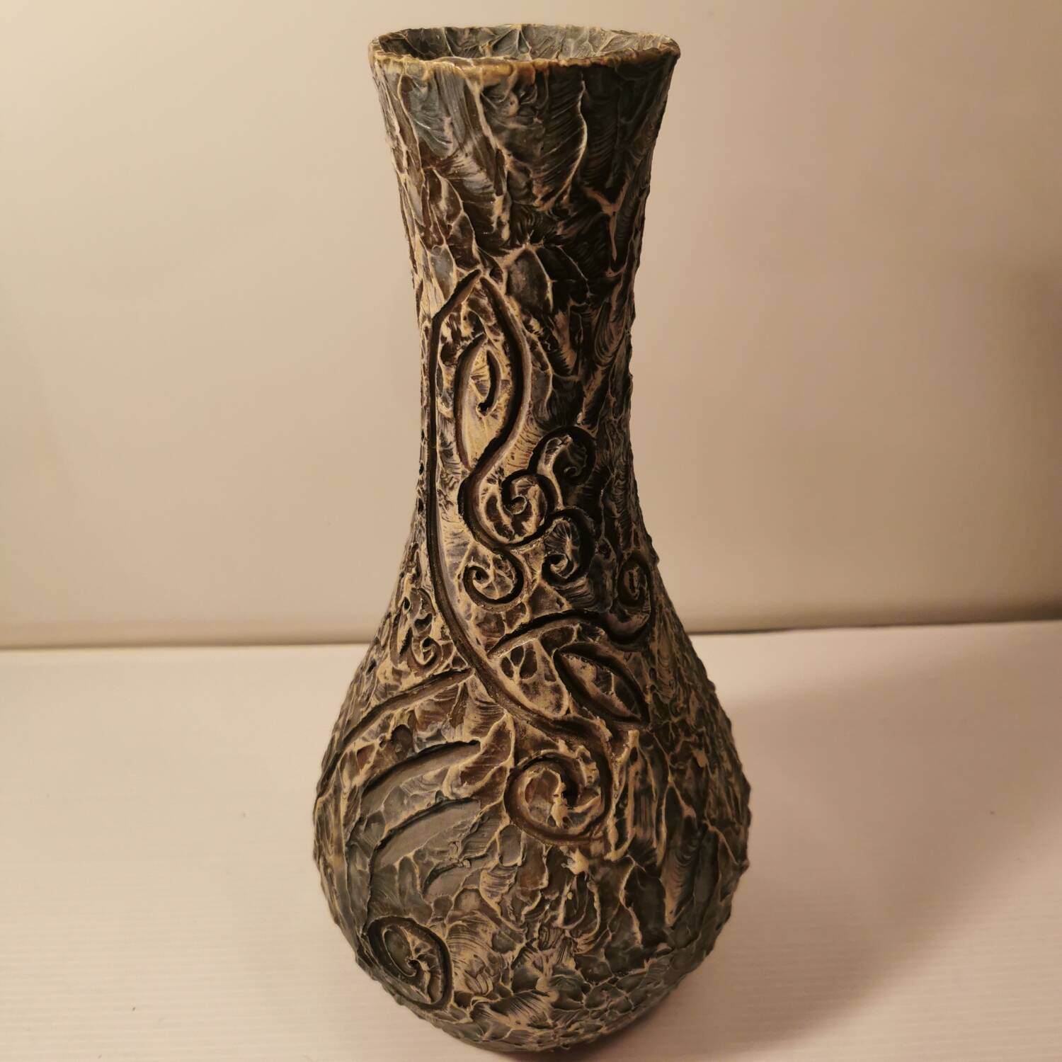 Ciboure Basque sandstone vase arroka (in Basque, the rock) from the 60s