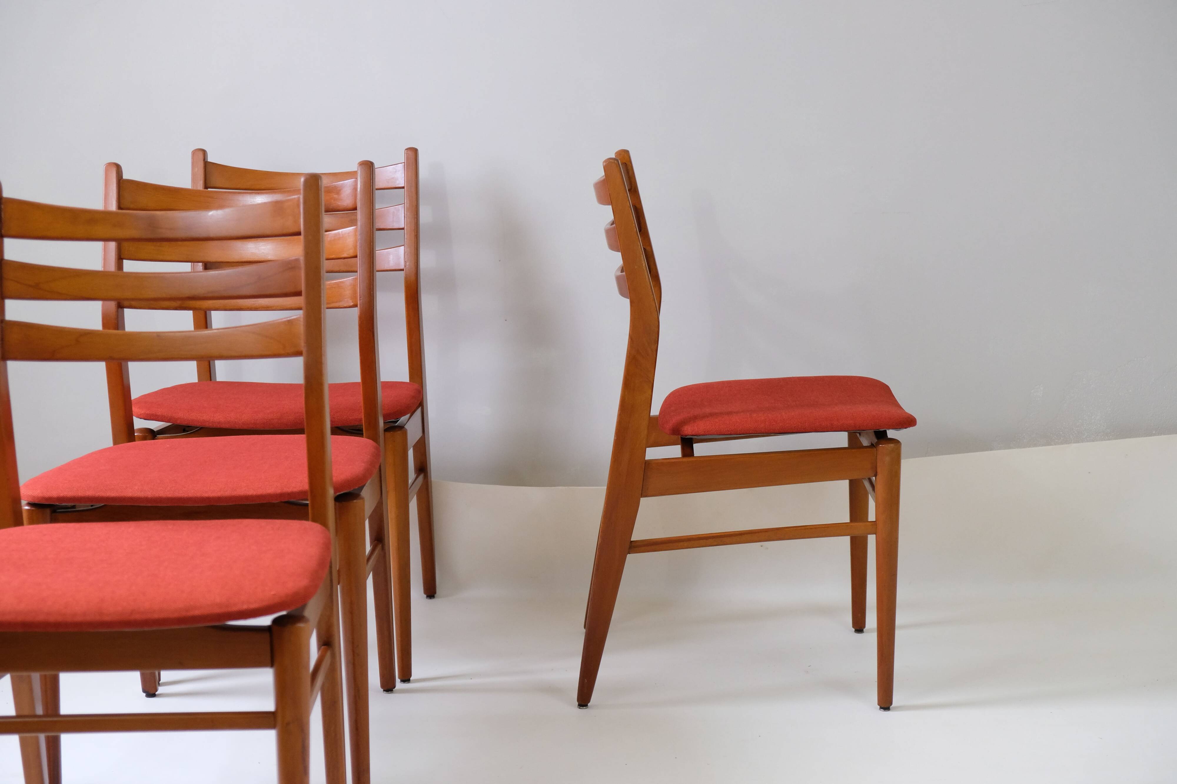 Set of 4 vintage chairs