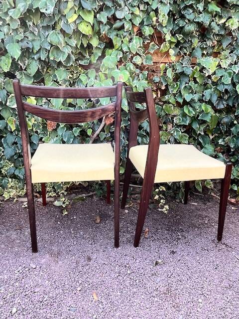 6 Scandinavian chairs with pale yellow skai seats