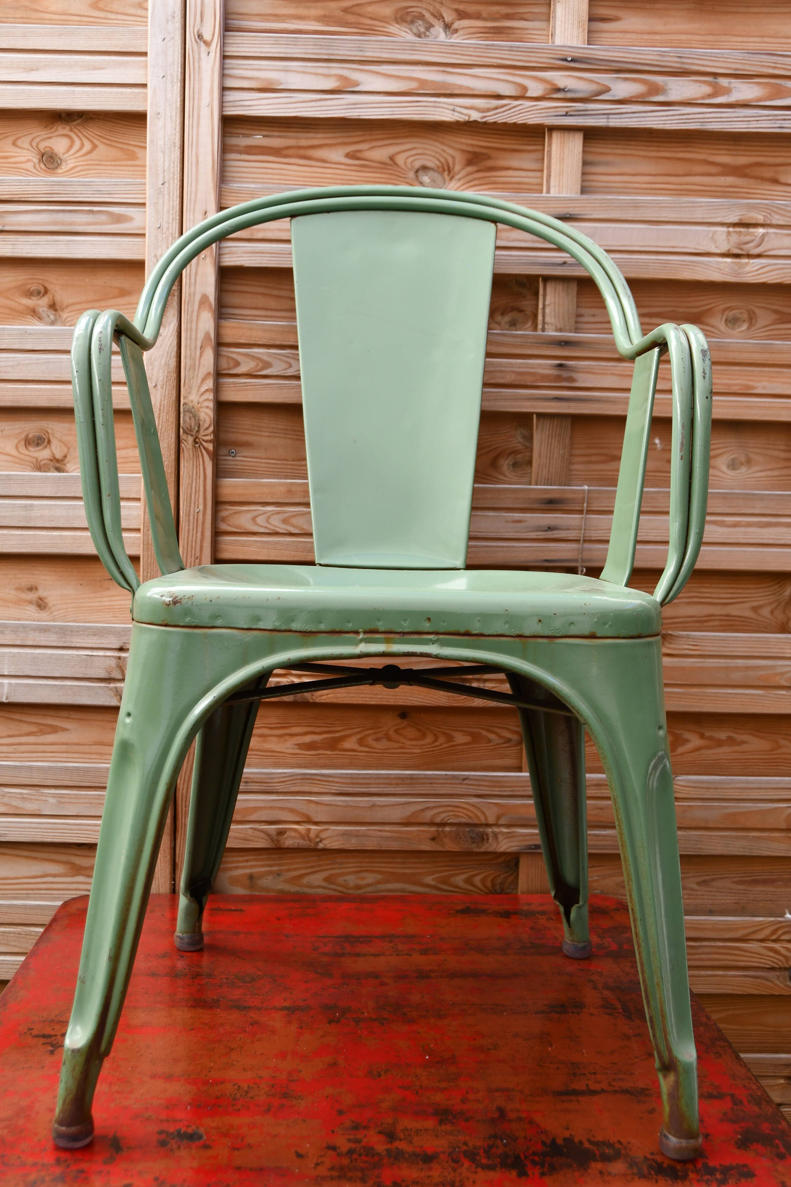 Fauteuil Tolix C de Xavier Pauchard