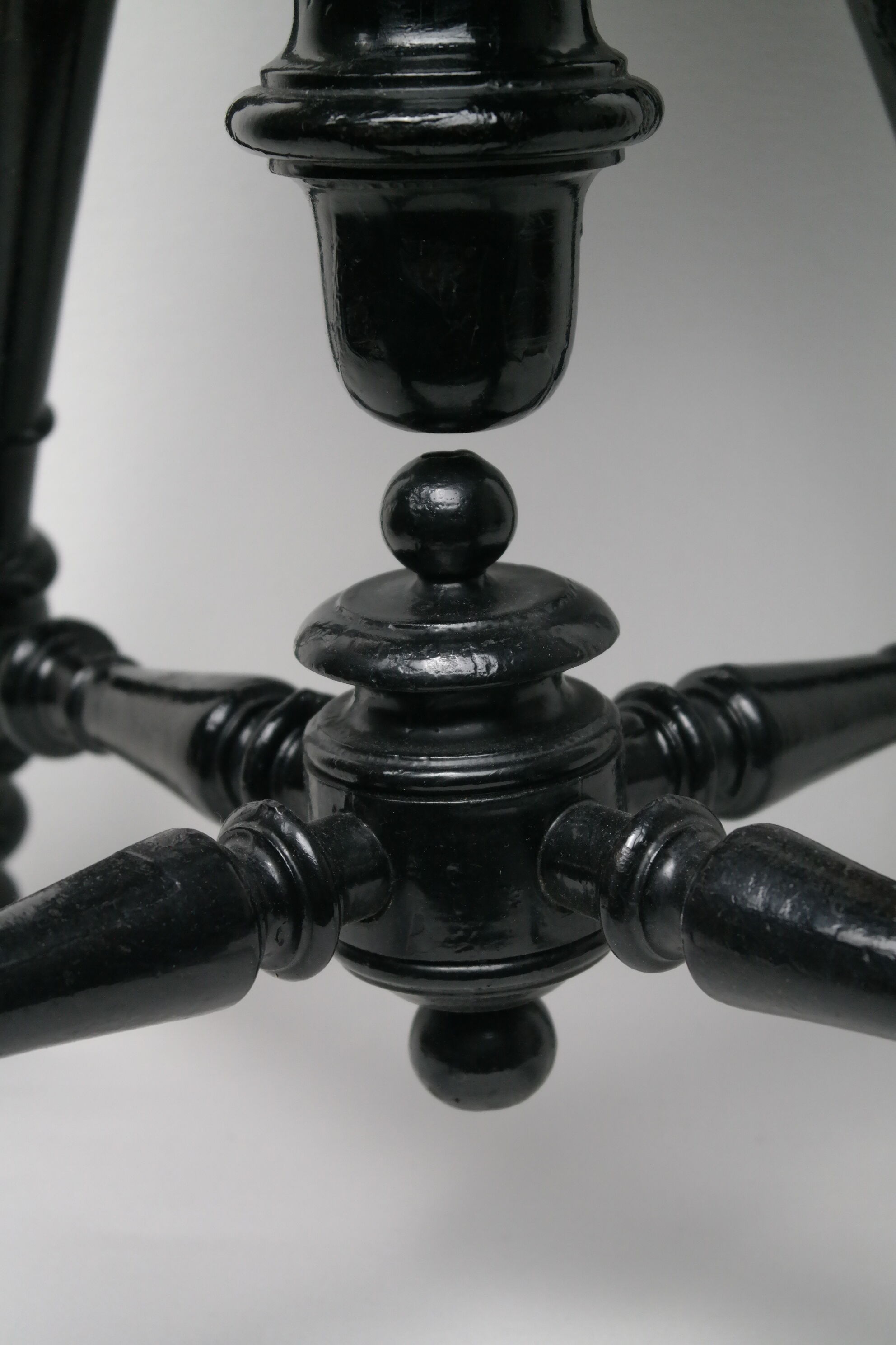 Napoleon III piano stool