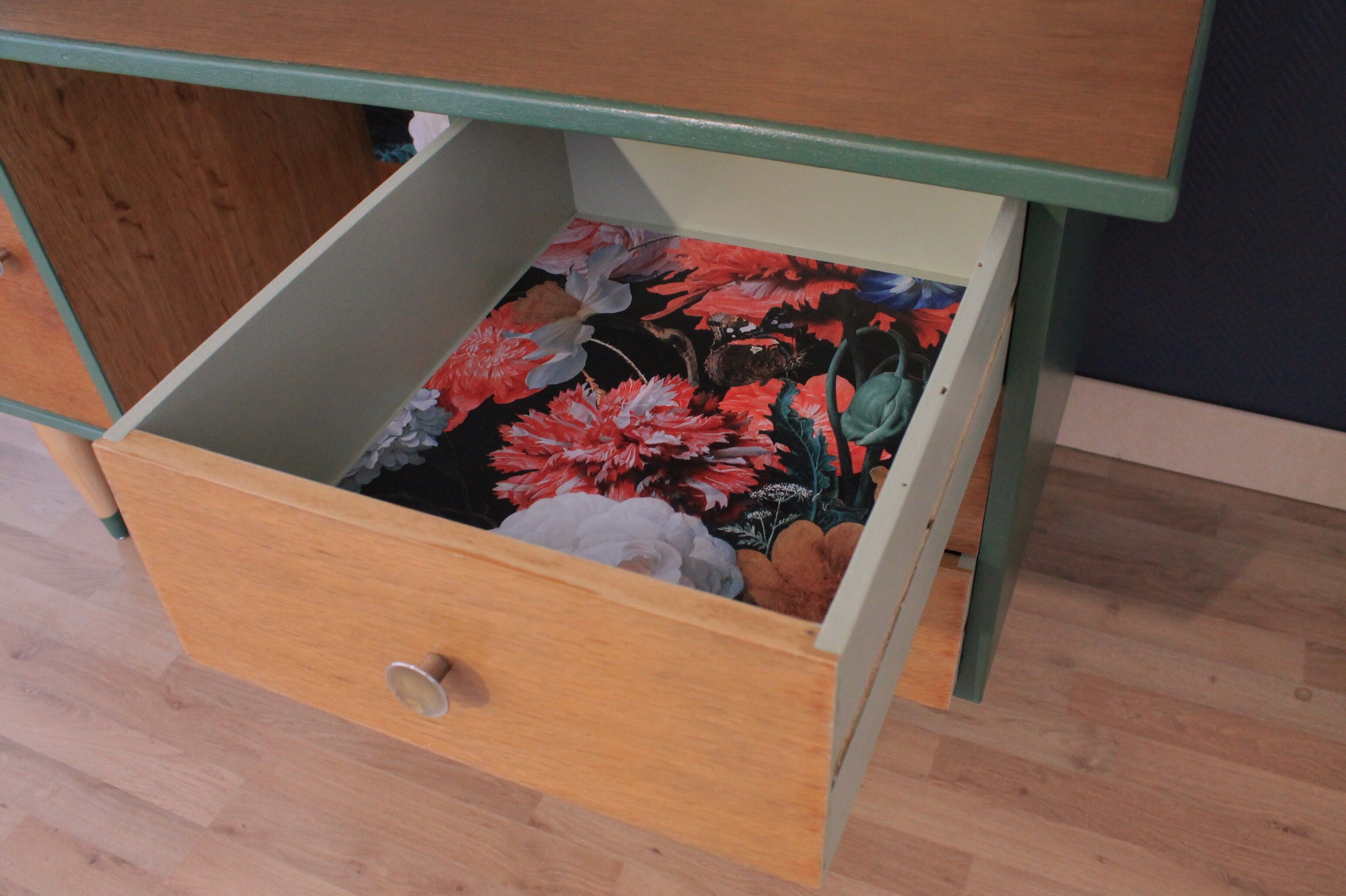 Restored office, 60/70 year, forest green and ancient flowers