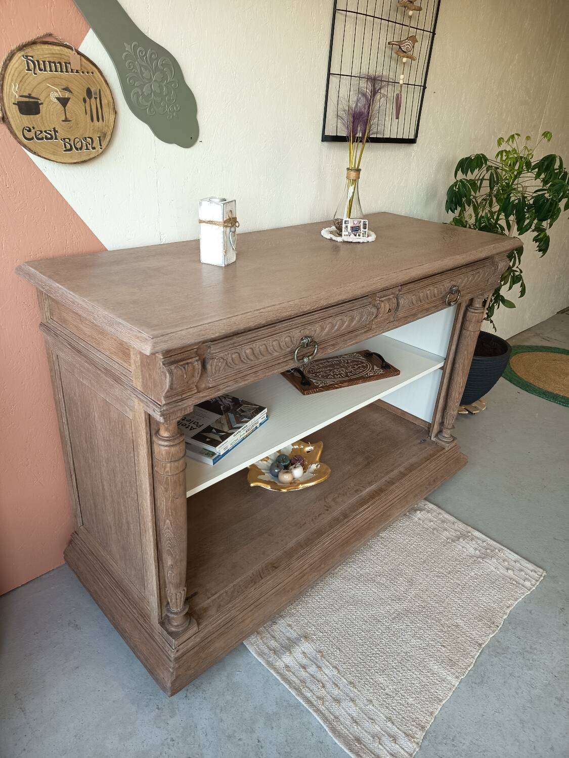 "Henry II" style cabinet base