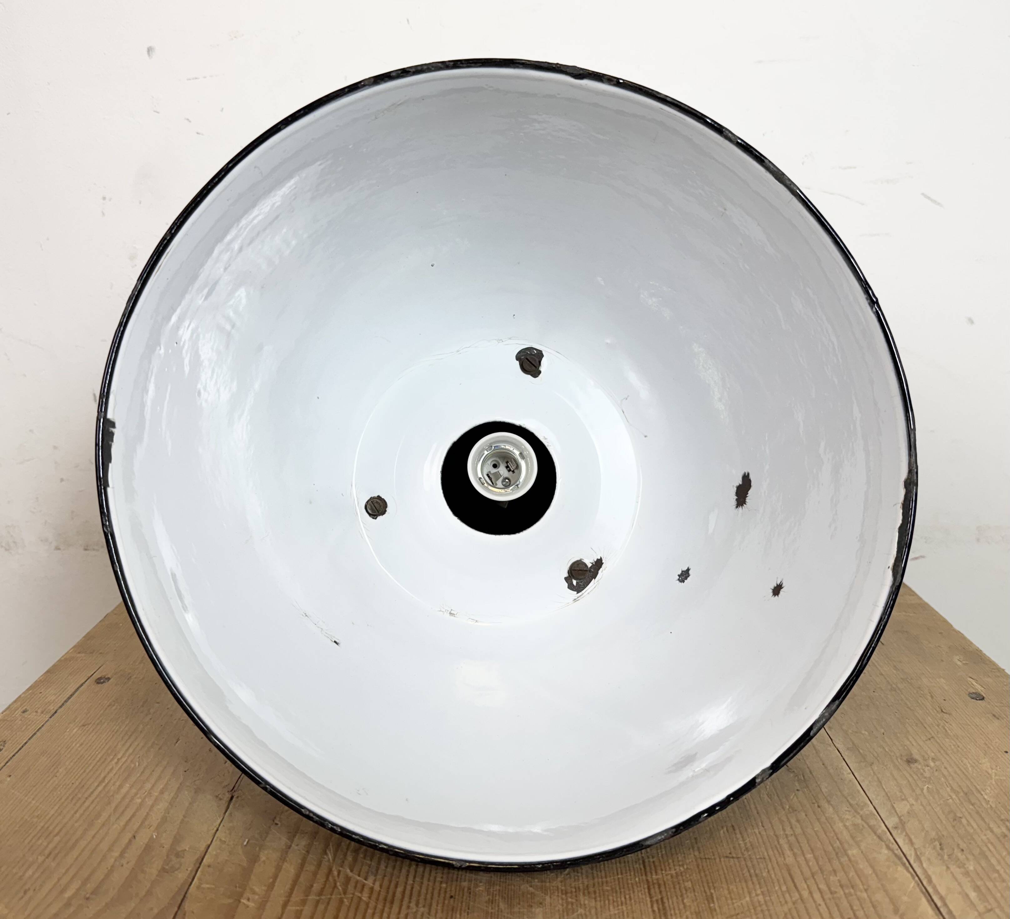 Industrial Black Enamel Bauhaus Pendant Lamp, 1930s