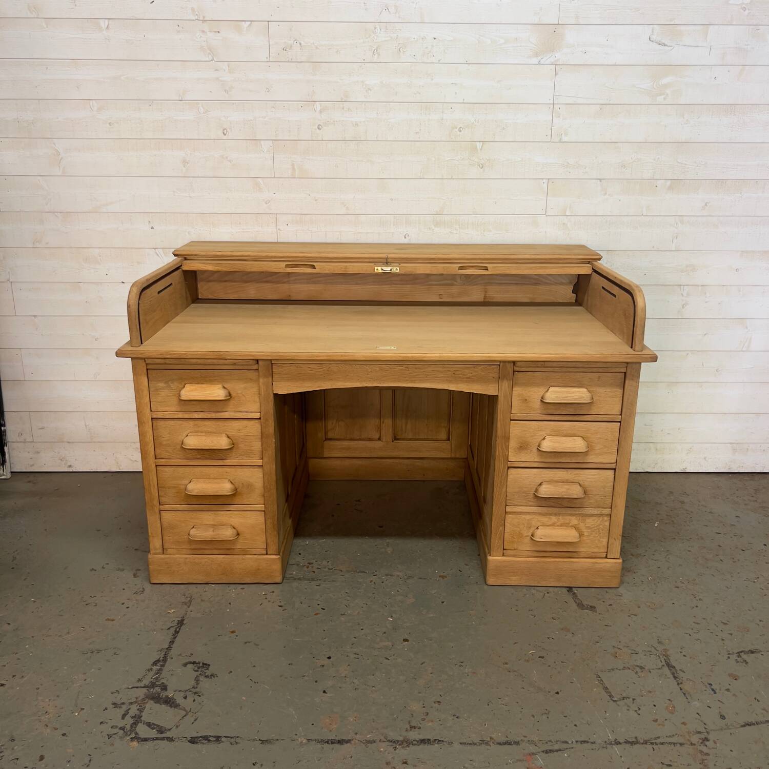 1920s American oak curtain desk