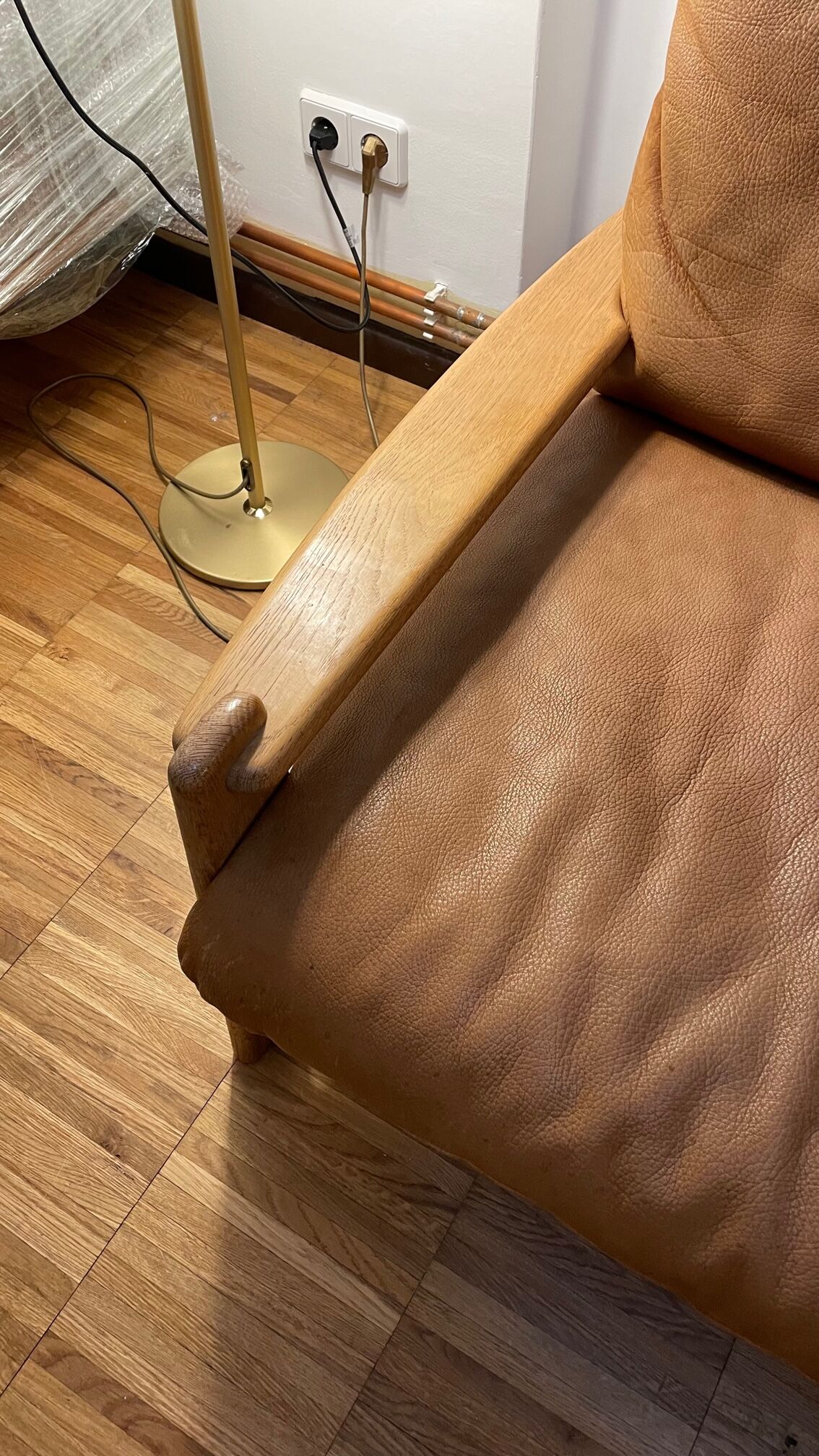 Danish sofa from the 70s in oak and buffalo leather