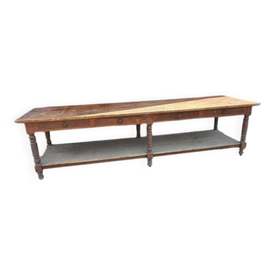 Table de drapier, meuble d'atelier