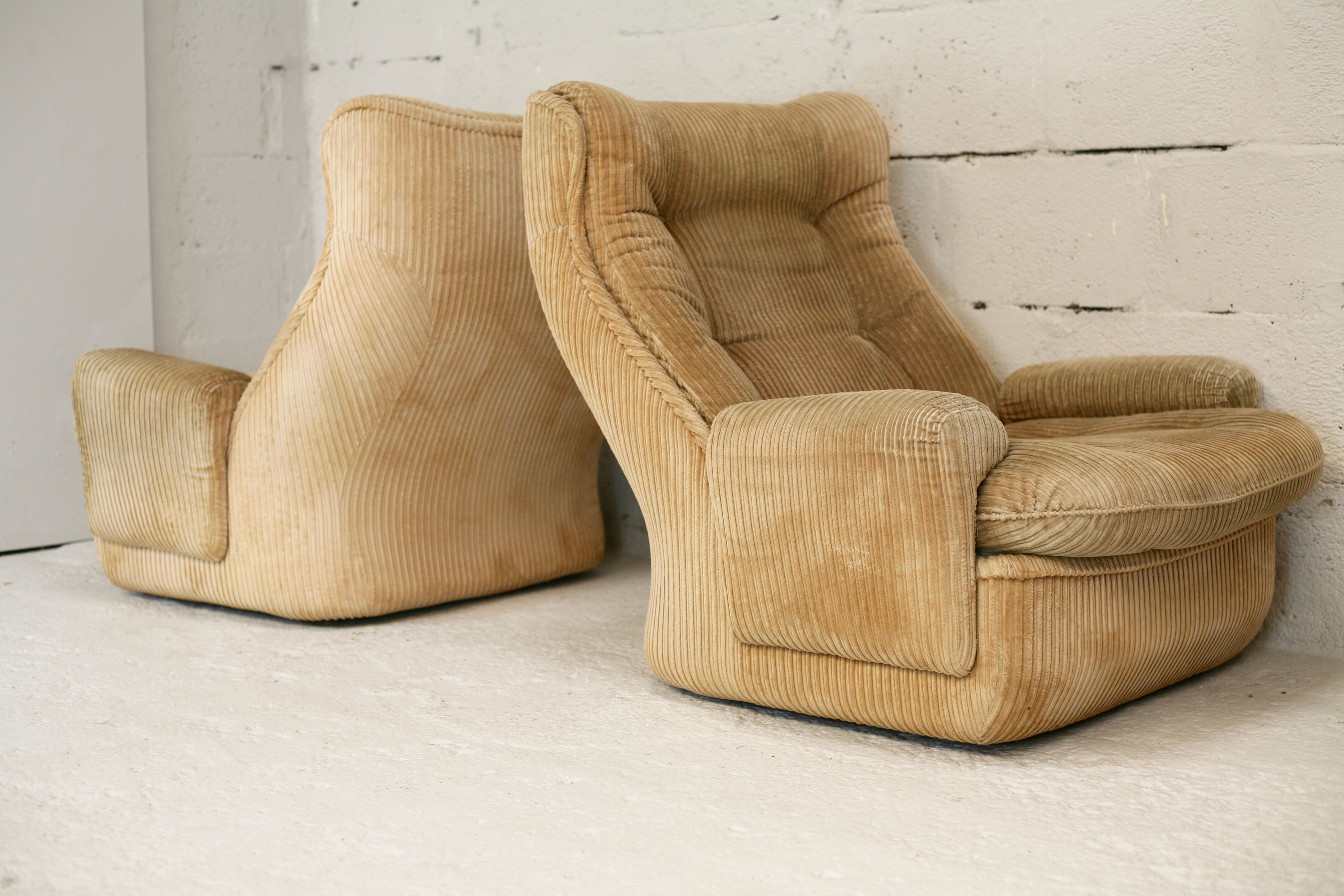 Pair of armchairs by michel cadestin, airborne edition, fiberglass and beige velvet, circa 1970