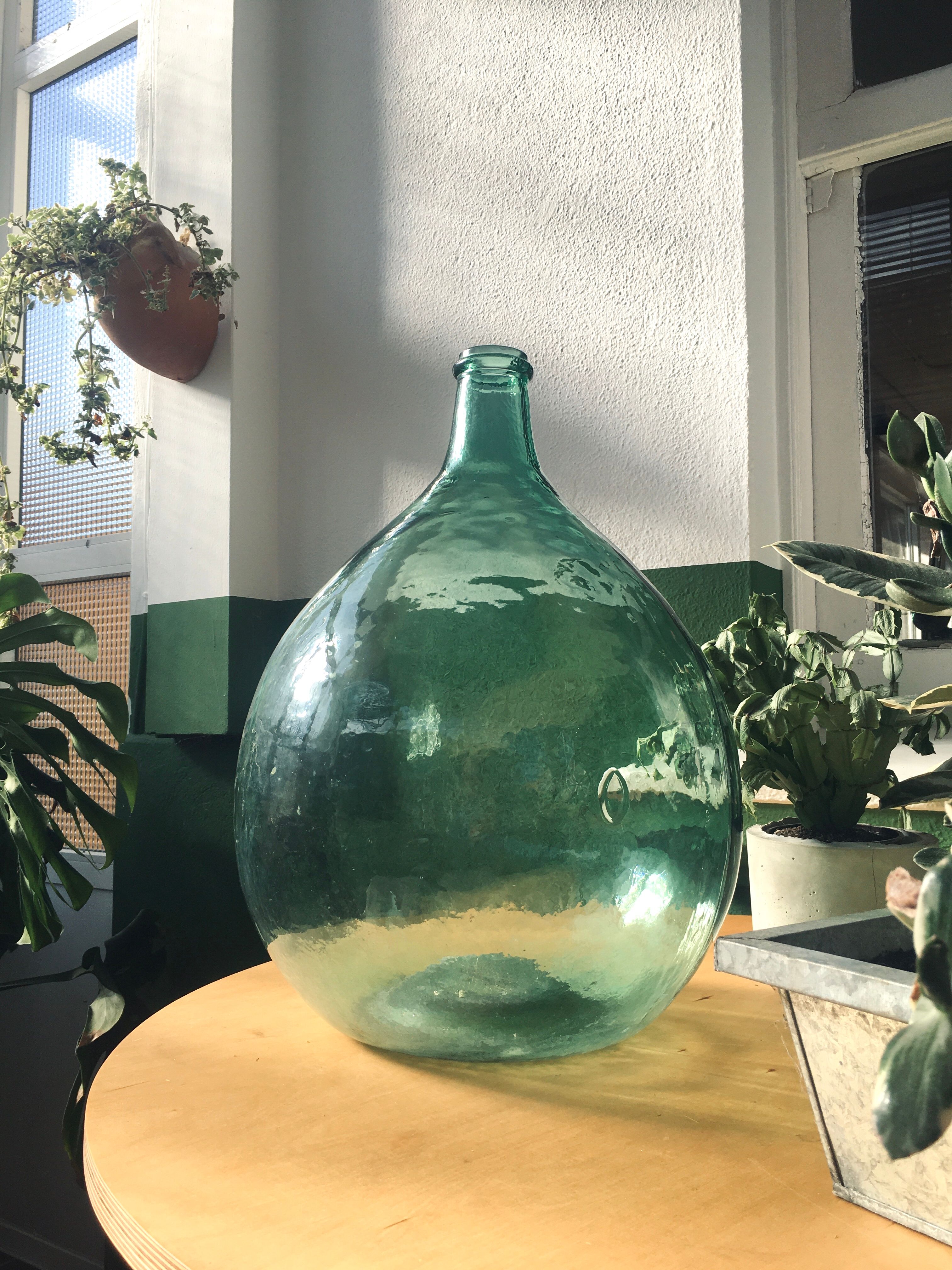 Dame jeanne vintage en vert