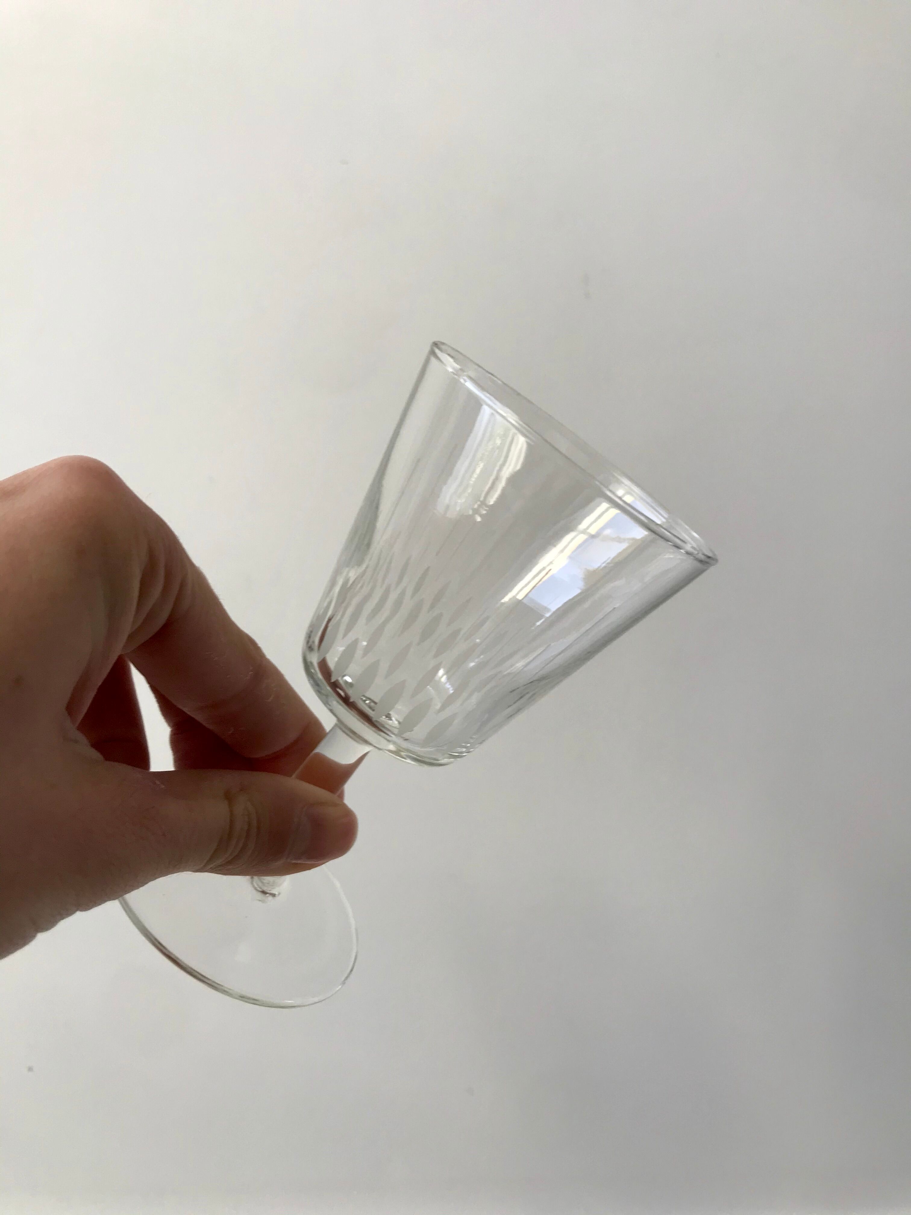 Set of 5 small crystalline glass wine glasses 50-60s