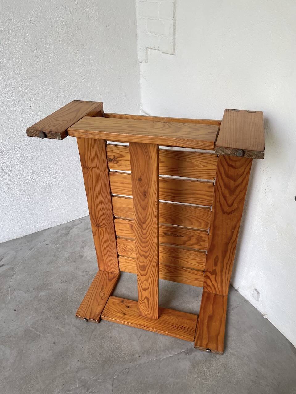 70s pine table regain