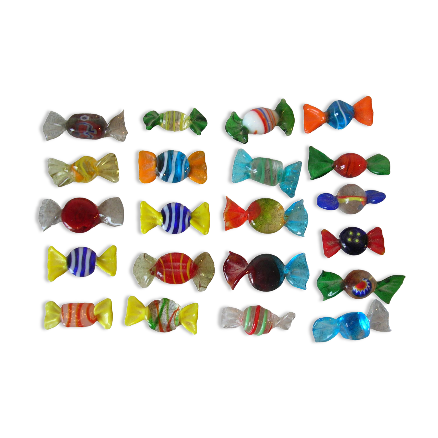 Set of 21 old Murano glass candies knife holders