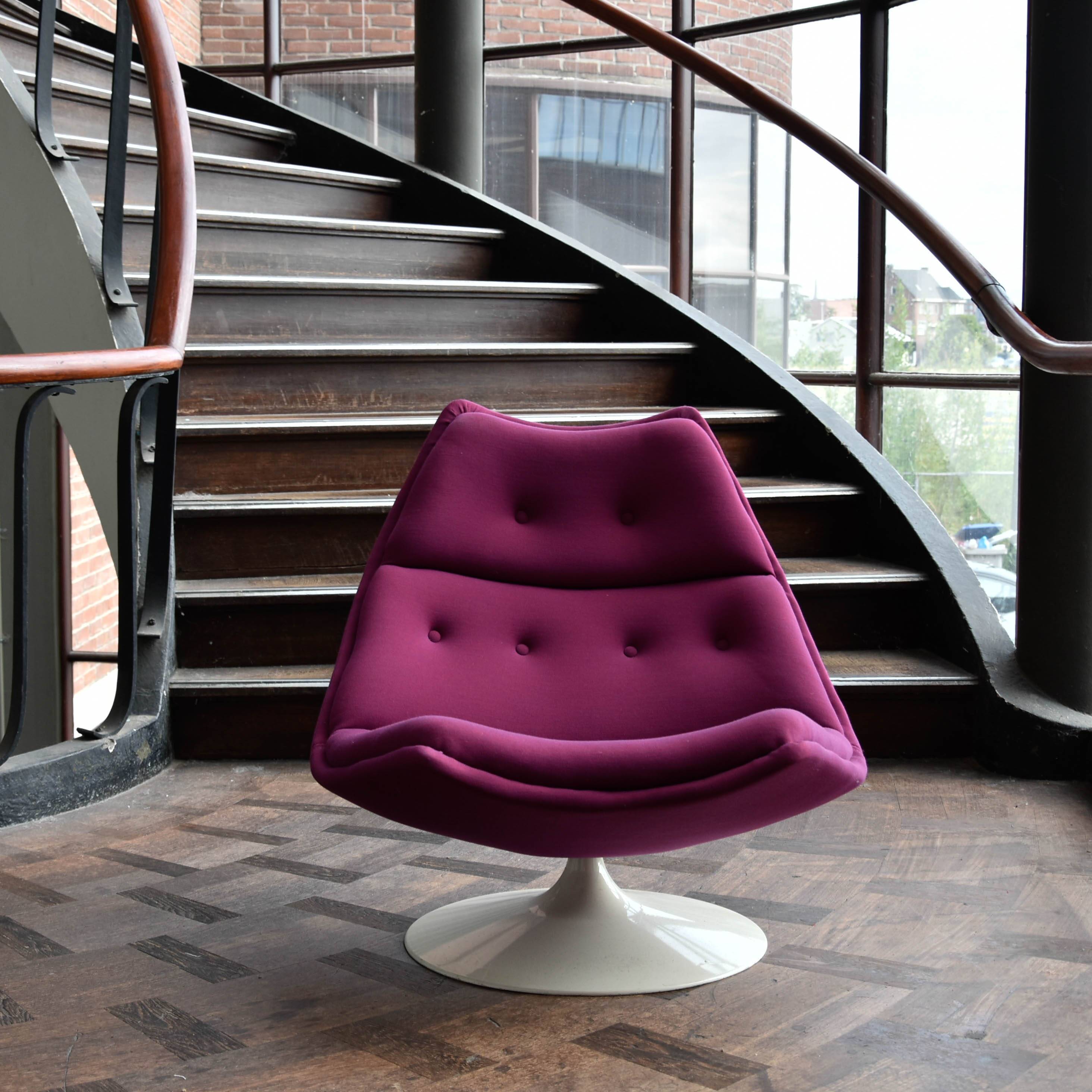 Artifort F511