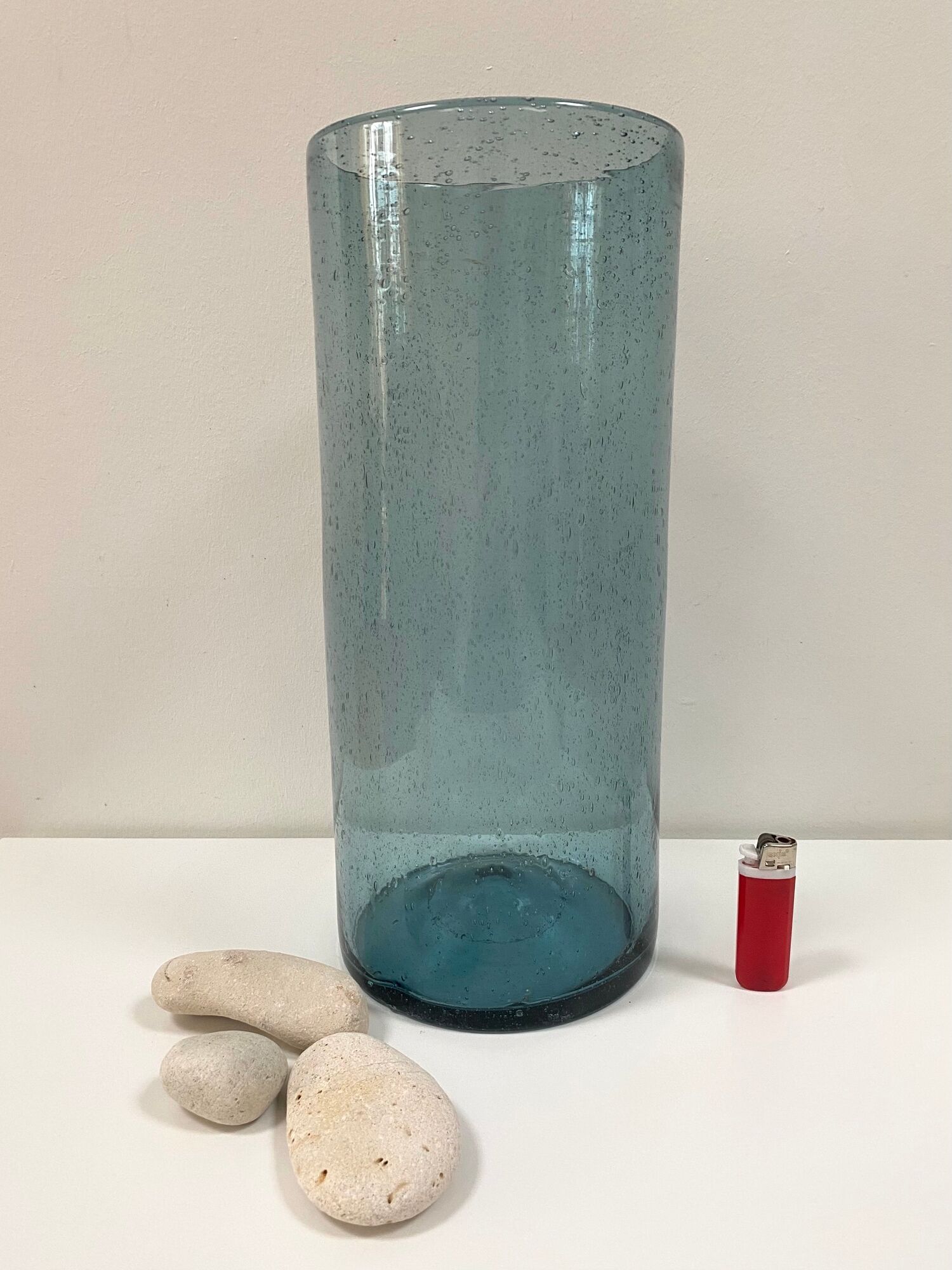 Vase in blown glass bubbled blue gray from the 60s