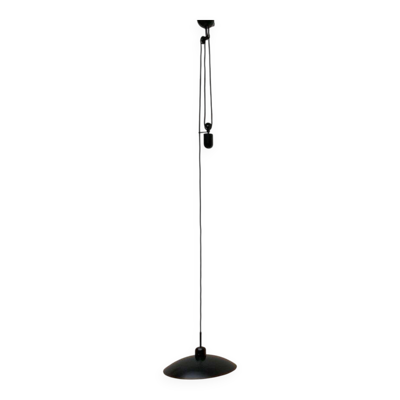 Lampe suspendue avec contrepoids postmoderne vintage de Metalarte, années 1980