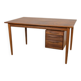 Mid-century walnut freestanding desk from Rosengren Hansen, Denmark, 1960s