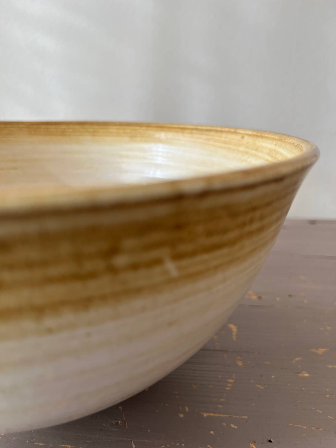 Large Longchamp salad bowl