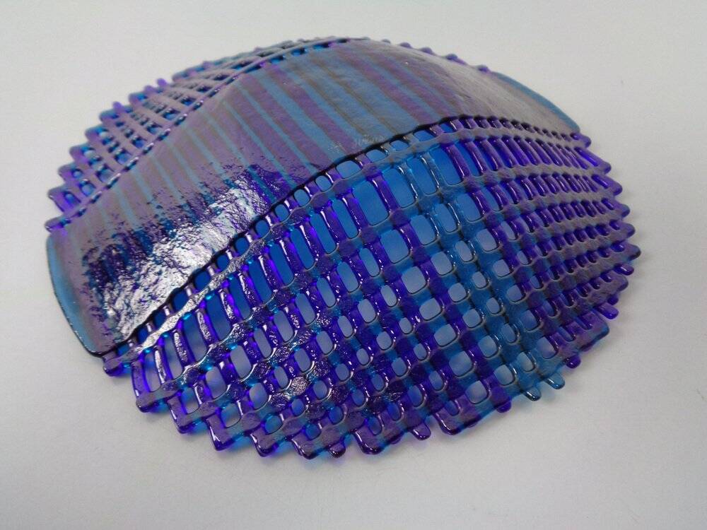 Italian filigree glass bowl, 1960s