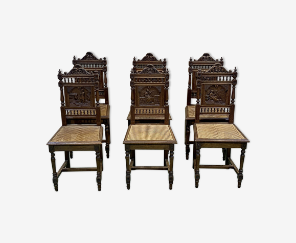 Suite de 6 chaises bretonnes en chêne clair et assise cannée