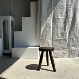 Tripod stool in upcycled teak with flat top - Small tripod stool in solid brown wood with circu seat