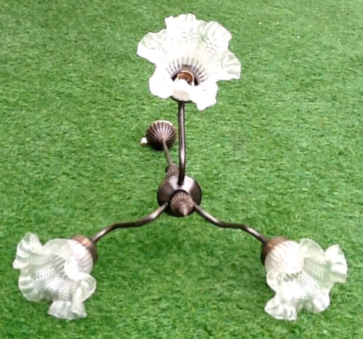1970s chandelier with 3 light arms and frilled tulips