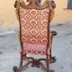 Un trône ou fauteuil d'apparat imposant , en bois sculpté XIX siecle