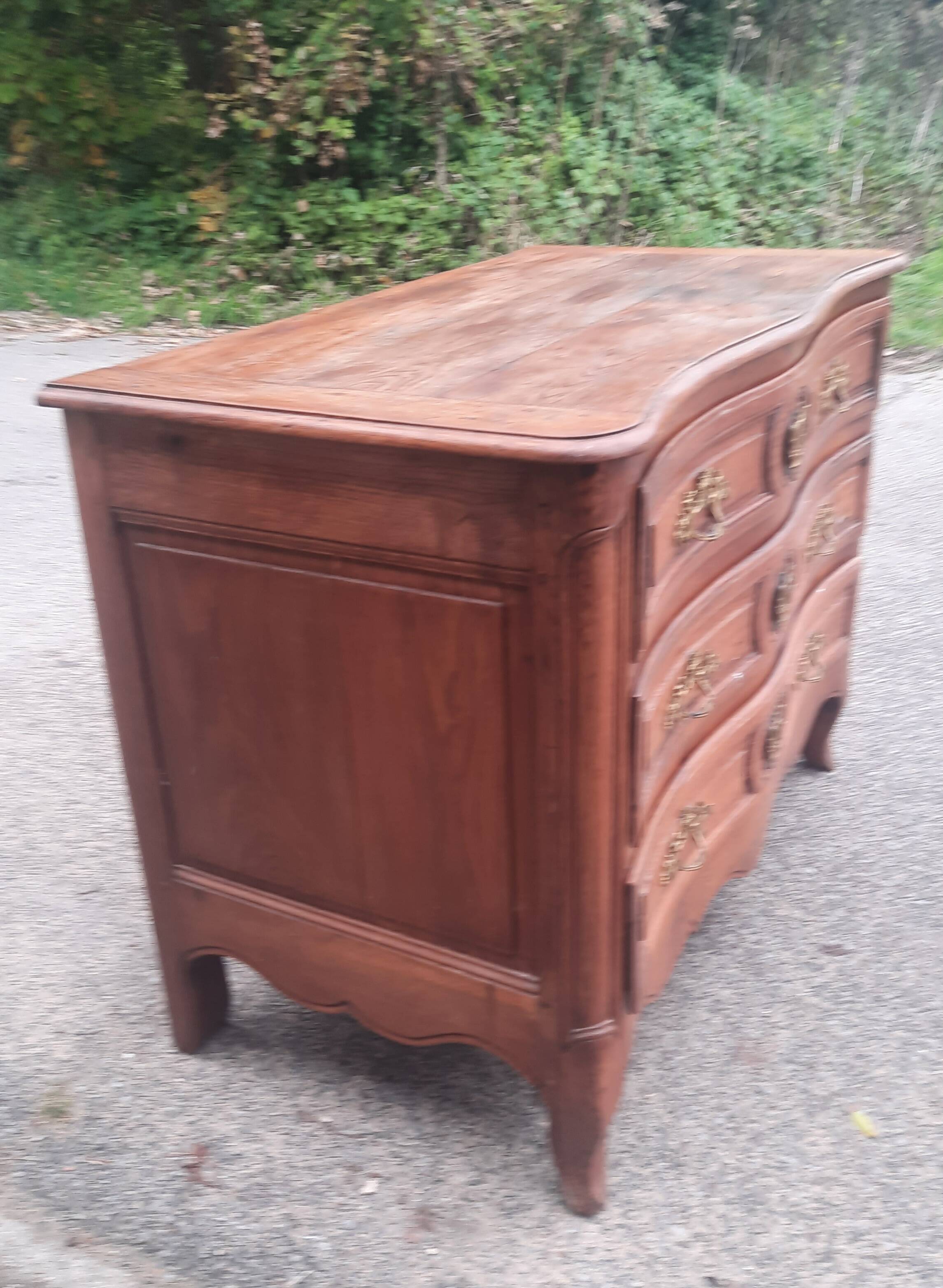 Louis XV period oak chest of drawers