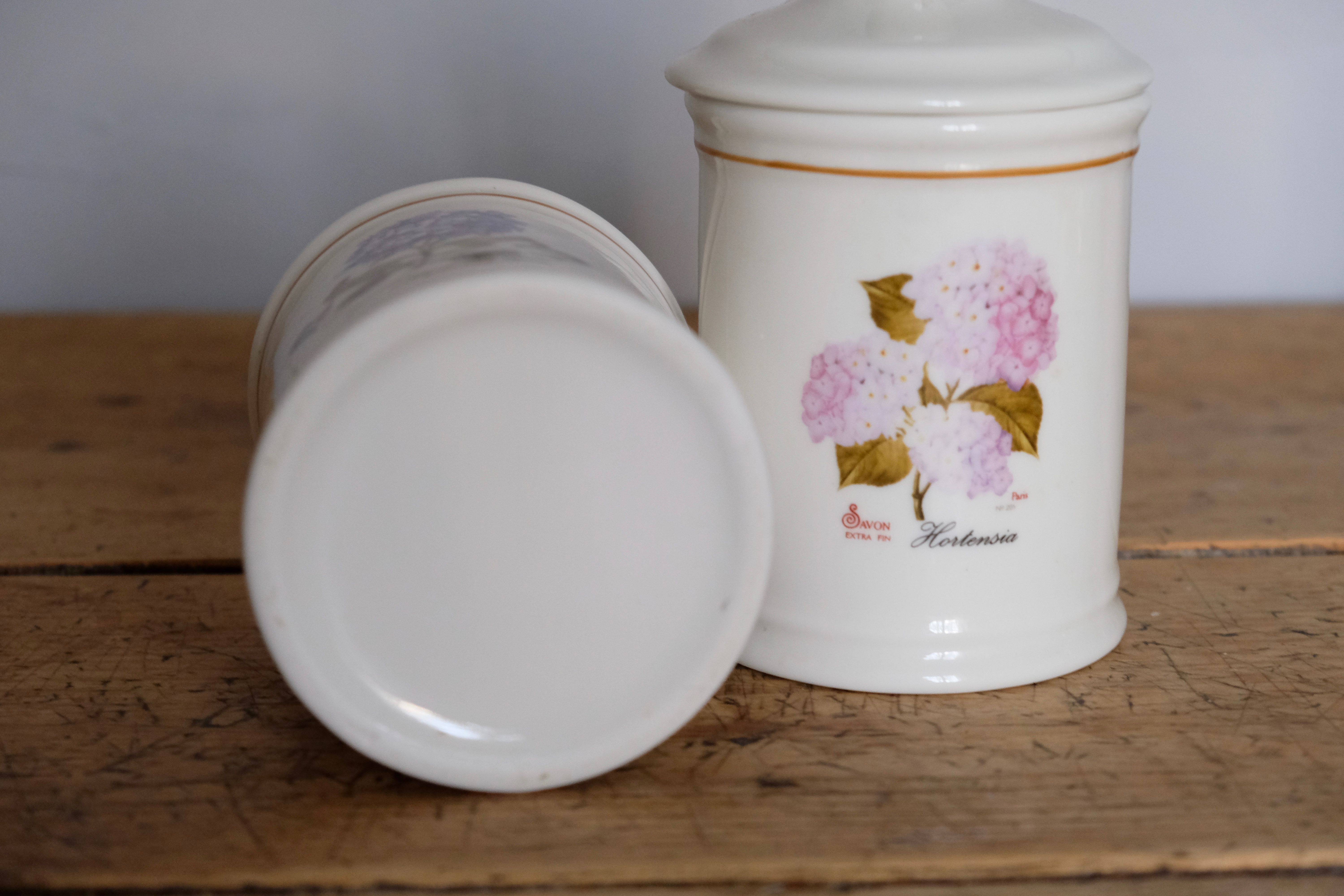 Pharmacy pot "Hortensia"