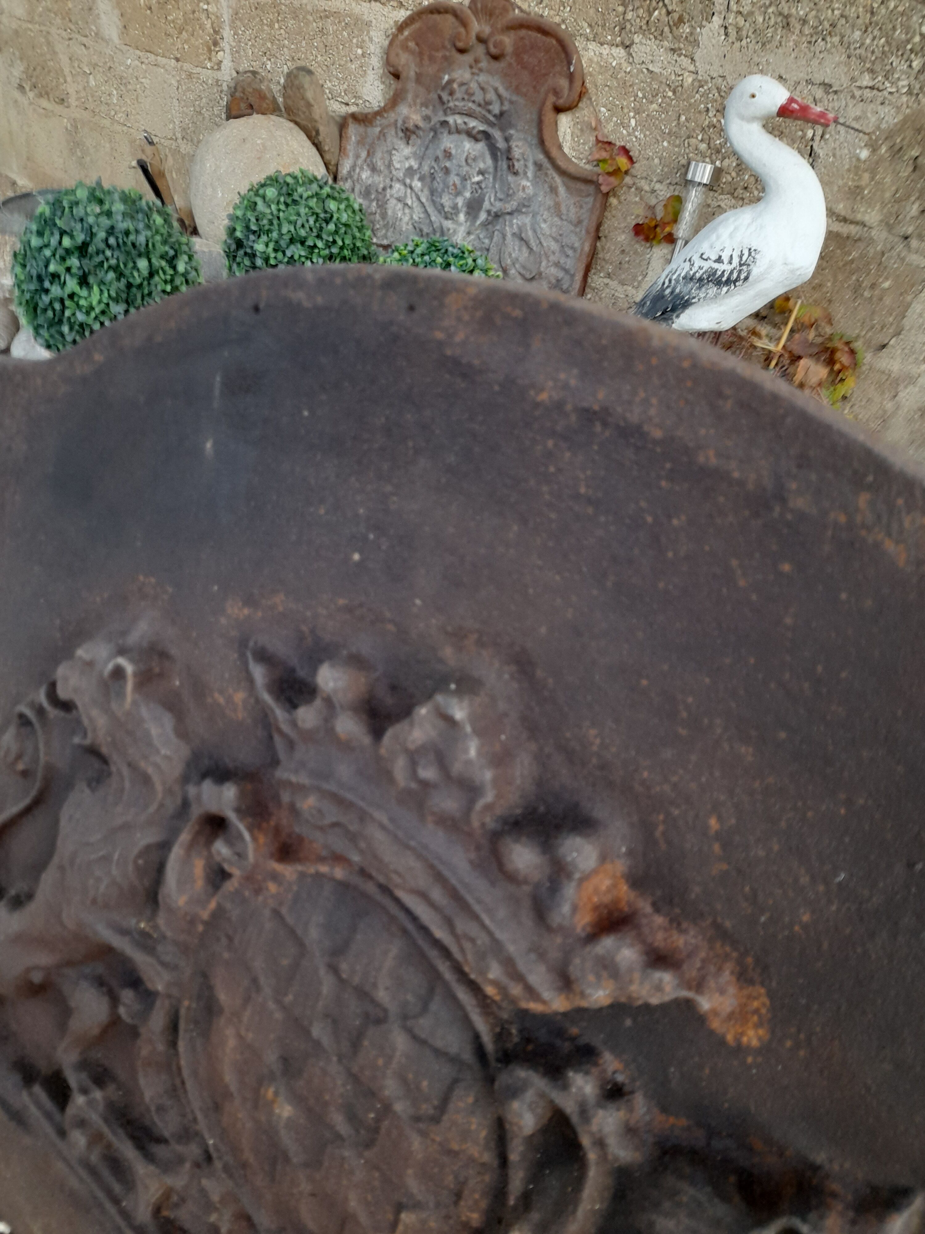 Plaque of chimney in fonte decorations with lions
