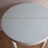 Blue side round table