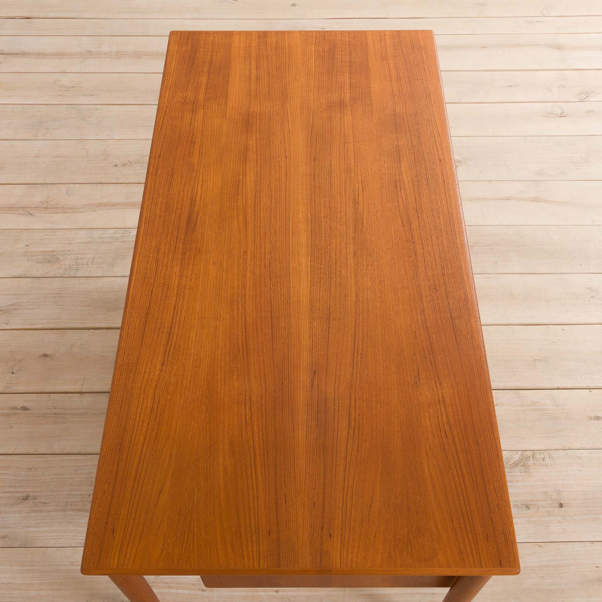 Danish Teak Model 130/1 Desk by Børge Mogensen for Søborg Møbelfabrik, freestanding 1950s