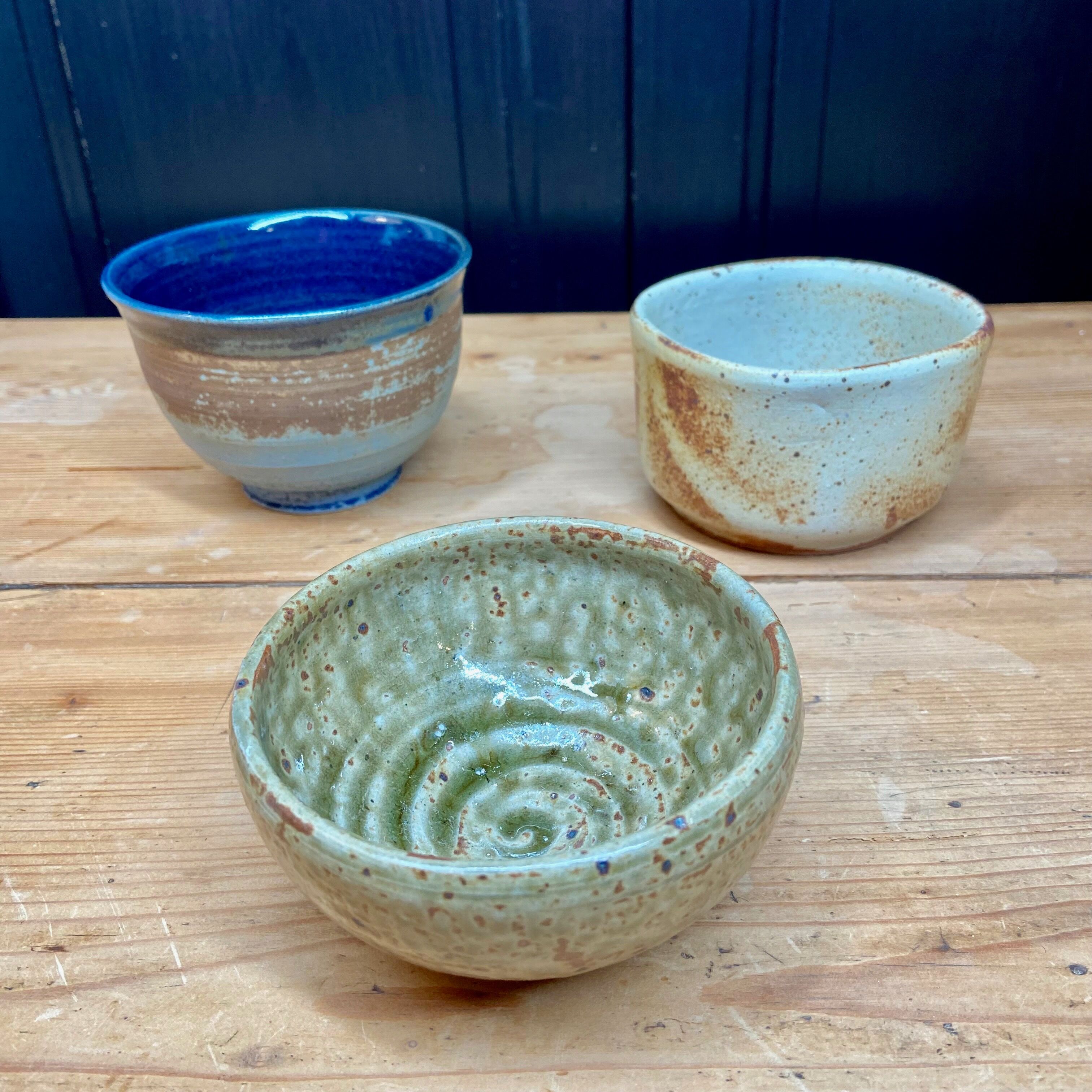 Set of 3 stoneware bowls