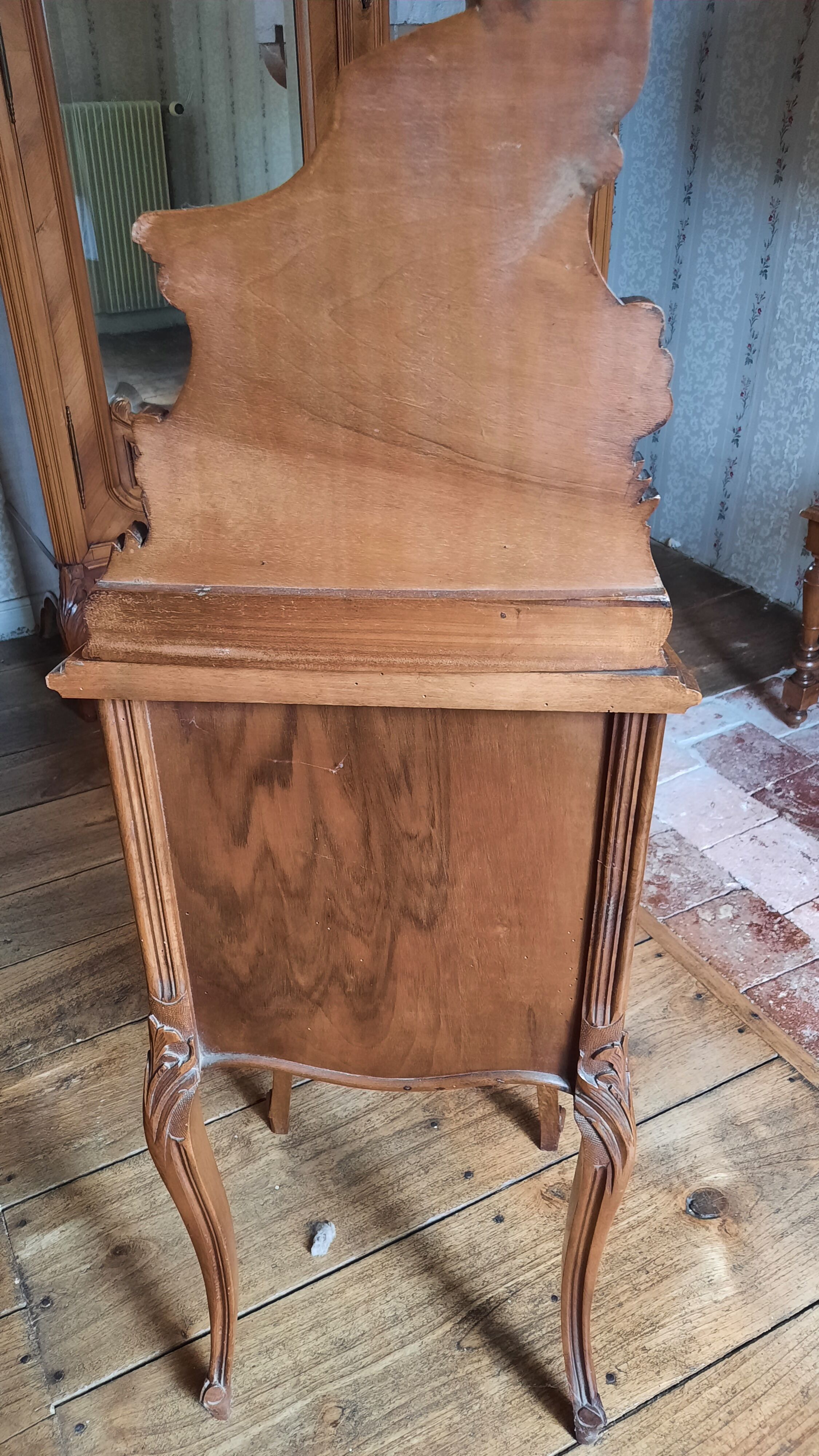 Chevet style Louis XV rocaille