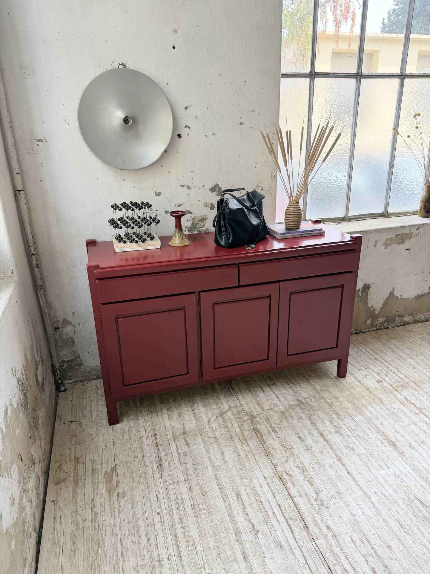 Red lacquered enfilade 1970 160cm