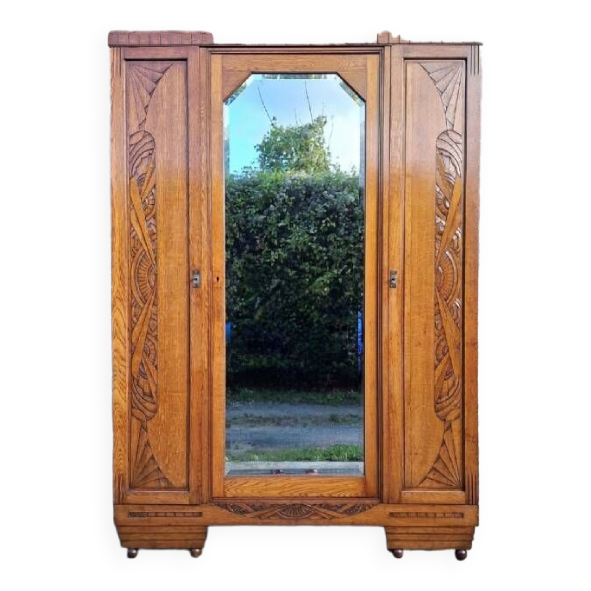 Art deco shelving unit, vintage old cabinet