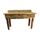 Furniture of metier