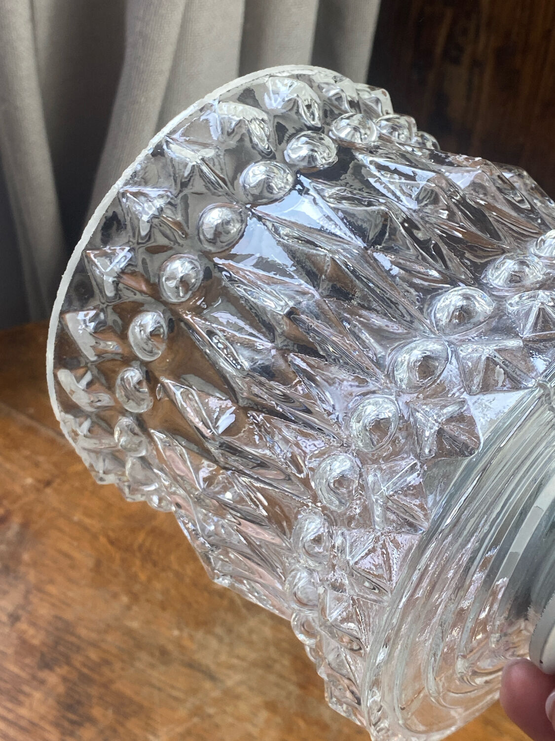 Retro suspension, moulded glass pendant light