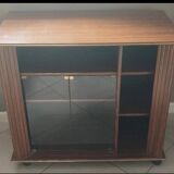 Meuble en bois ancien